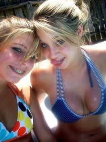 Hot lesbians: WSHH CANDY: